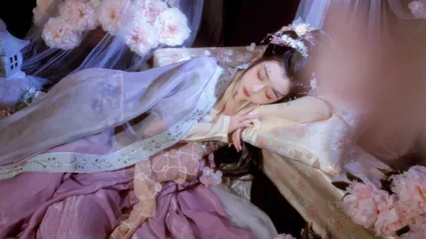 二次元黄金饰品