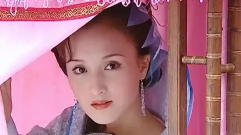 90后女律师盗窃盒饭判刑