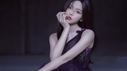 尼格买提染发过敏