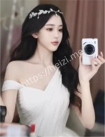 最美空姐秦思妍