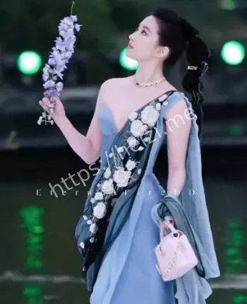 刘一菲三条视频涨粉