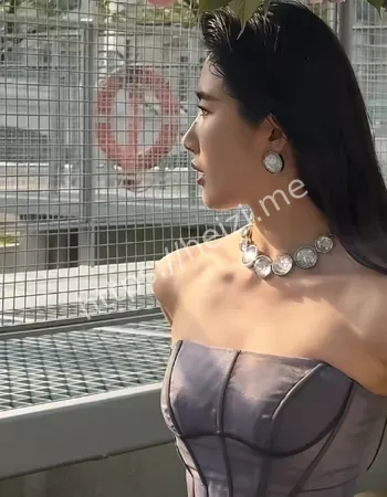 售卖大尺度私密视频