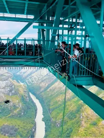 山区交通奇迹缩短两小时