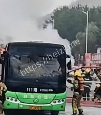 公交司机紧急疏散