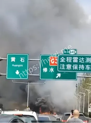 赣州广昌段白天烟花秀事故