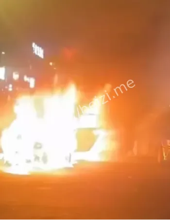 车辆自燃安全警示