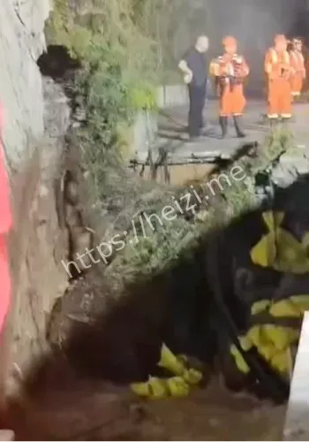 邕江水位上涨北大桥塌陷惊魂
