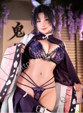 鬼灭蝴蝶忍cos写真