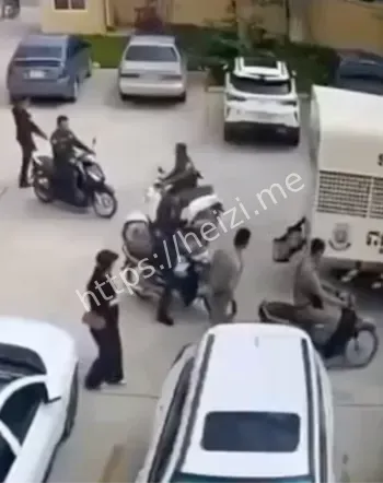 黑衣女递枪劫狱