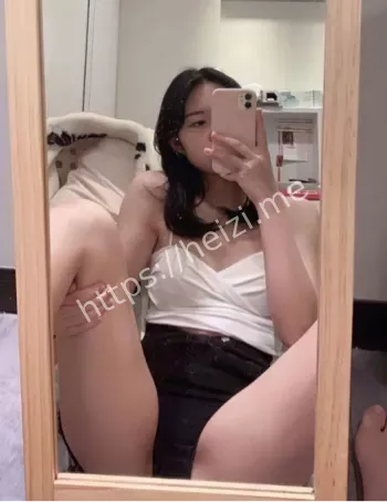 拜金女私会金主