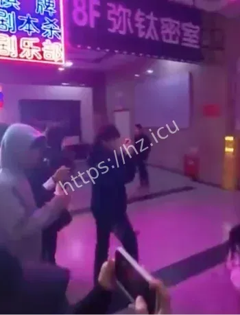 密室逃脱误伤女友事件