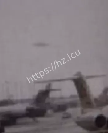 奥黑尔机场碟形物体