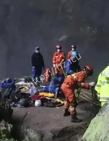 四川瓦屋山迷魂凼