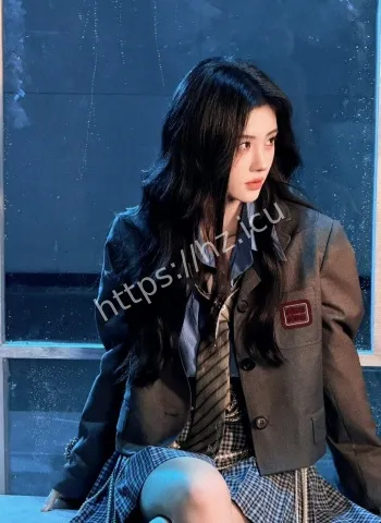 实名举报称瞒报收入