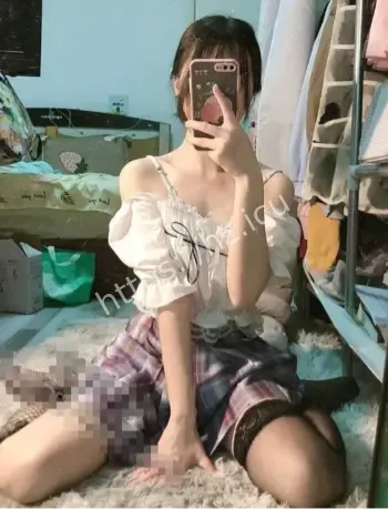 金石滩街道鲁美反差婊