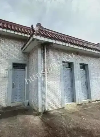 214万买社区公厕