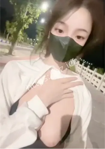 一口白桃七甜美翻车