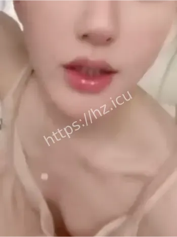 赵露思擦边女王