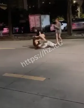 互不相让