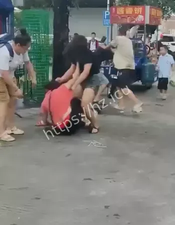 街头小摊打架事件