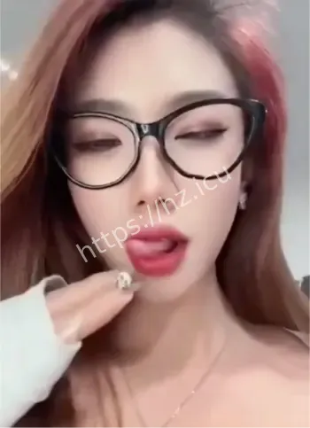 我脾气老好了丰满身材