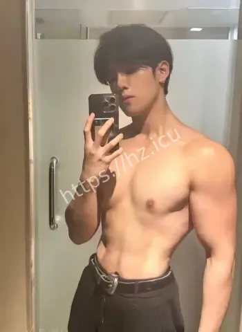 JASON吴傍富婆圈钱